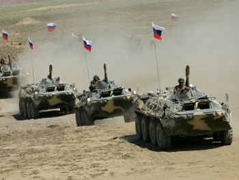 В последние годы в СМИ постоянно муссируется тема создания новых российских военных баз за рубежом. Причём слухи чаще всего связаны со странами Южной Америки, Вьетнамом, Кипром и т.п., при этом пока никаких подтверждений реальности таких планов нет. Тем не менее у РФ на данный момент имеется достаточно серьёзное военное присутствие в странах, находящихся на территории бывшего СССР/ Фото: topwar.ru