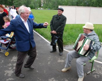 Сабантуй под гармошку