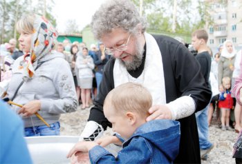 Великое Таинство Крещения.